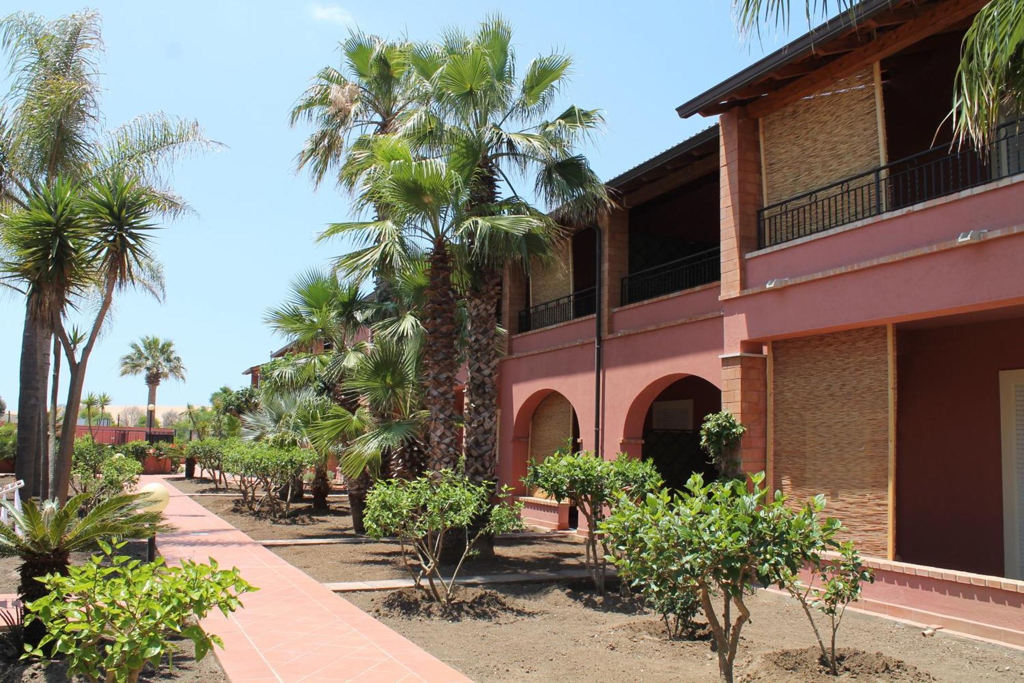 Le Dune Residence Santa Maria Del Focallo Exterior foto